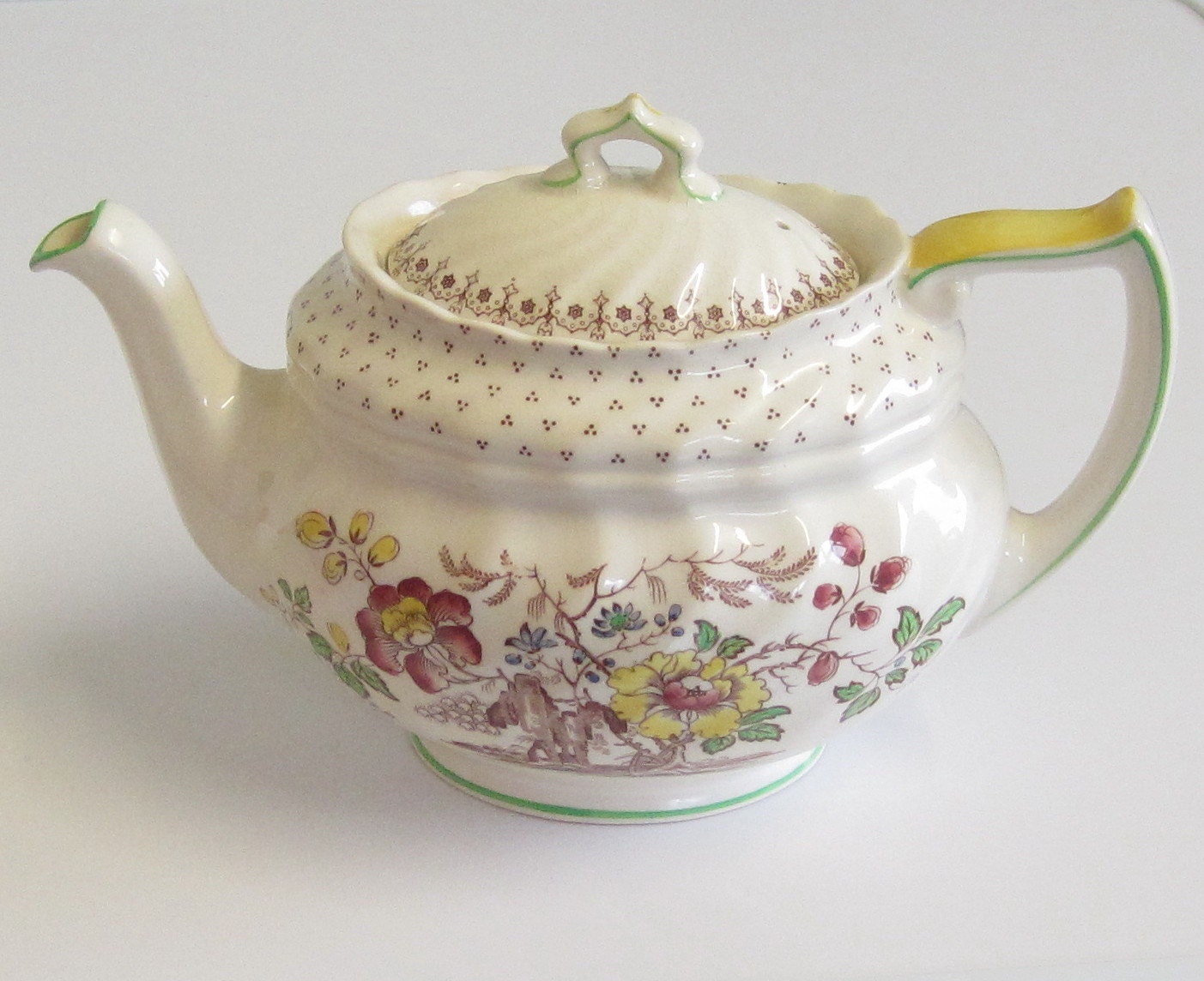 Vintage Royal Doulton Teapot Grantham Pattern