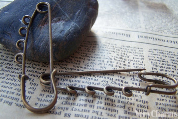 10 pcs antique bronze one loop kilt pin safety pins broochs 10x58mm a3875 from verycharms on 10 pcs antique bronze four loops kilt pin safety pins broochs 10 pcs antique bronze one loop kilt pin safety pins broochs 10x58mm a3875 from verycharms on 10 pcs antique bronze four loops kilt pin safety pins broochs