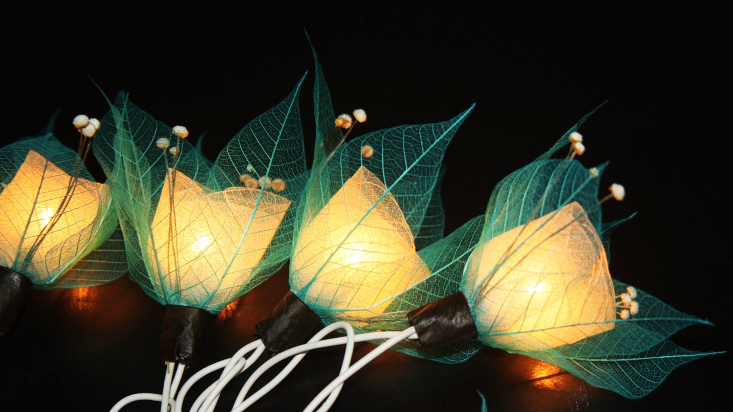 Fairy Lights 20 Blue Sky Tone Flower String by fairylighting