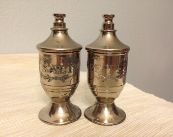 Vintage Pasnik silver plated salt and pepper shakers, 1921 patent