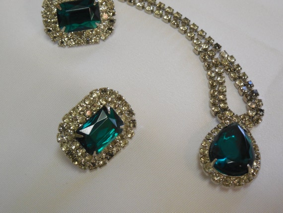 Vintage Emerald Green Rhinestone Necklace And Earring Set