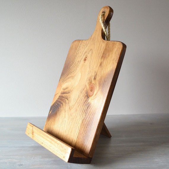 best-woodworking-tools-in-the-world-wood-cookbook-stand