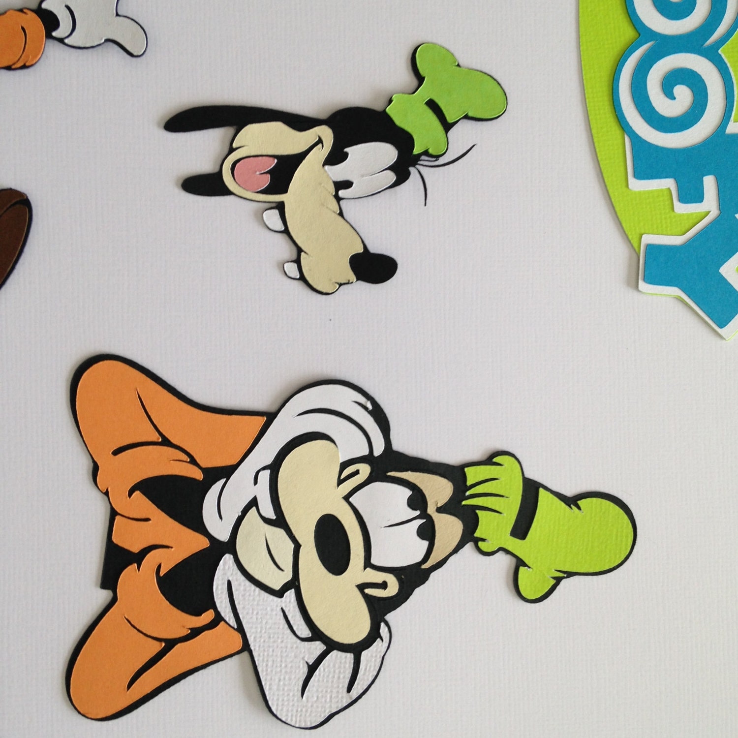 Cricut Die Cut Goofy set of 5 with Title