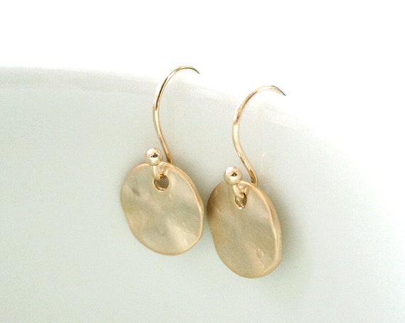 Textured Gold Disc Earrings Everyday Earring Simple by petitformal