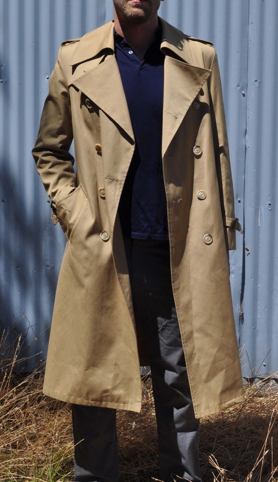 Vintage Mens Trench Coat // Beige Tan Coat by helicopterecouture