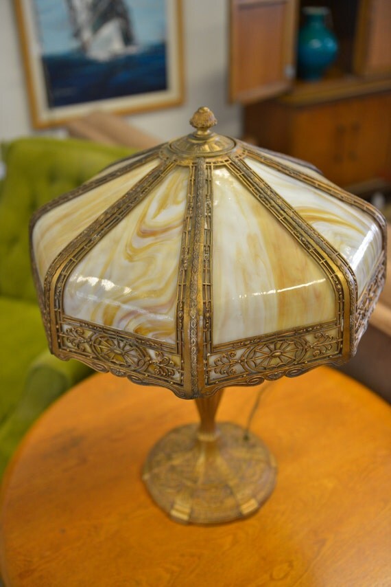 Vintage 1920's Art Deco Slag Glass Lamp