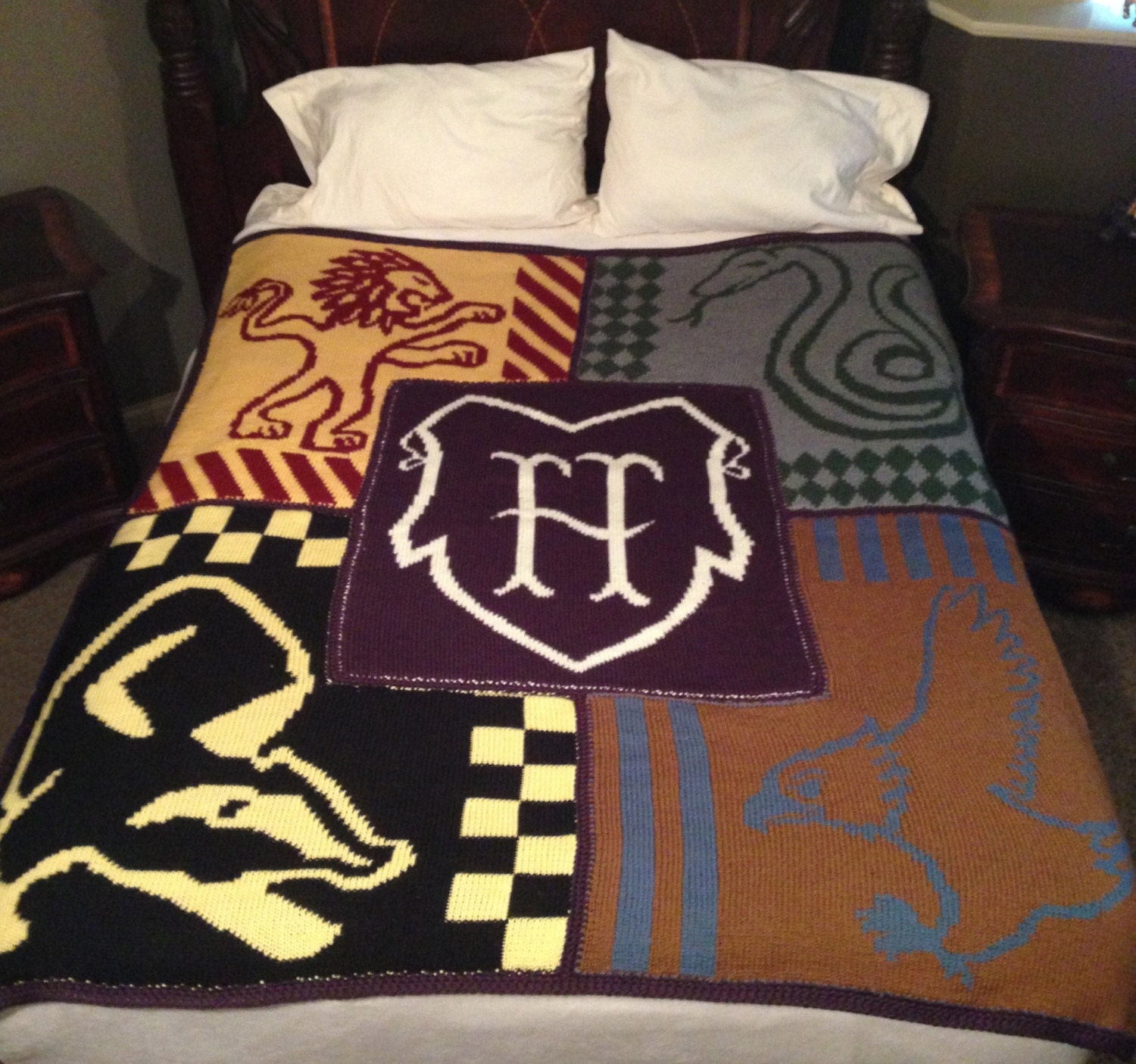 Harry Potter Blanket by KarlysKnitsCrochets on Etsy