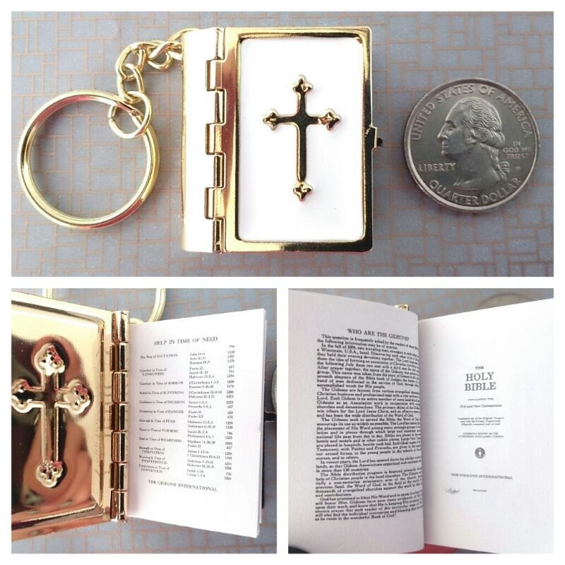 Mini Bible Keychain 4772