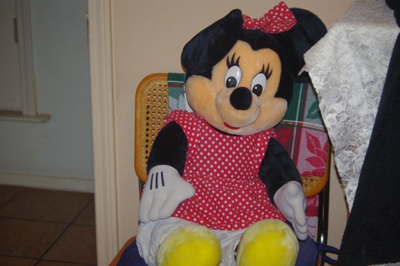 vintage minnie mouse stuffed doll