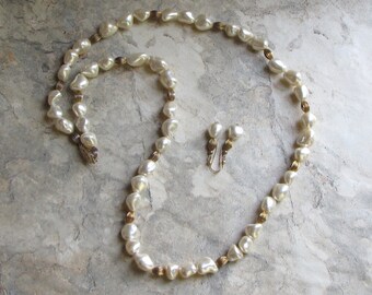 Popular items for baroque pearls on Etsy
