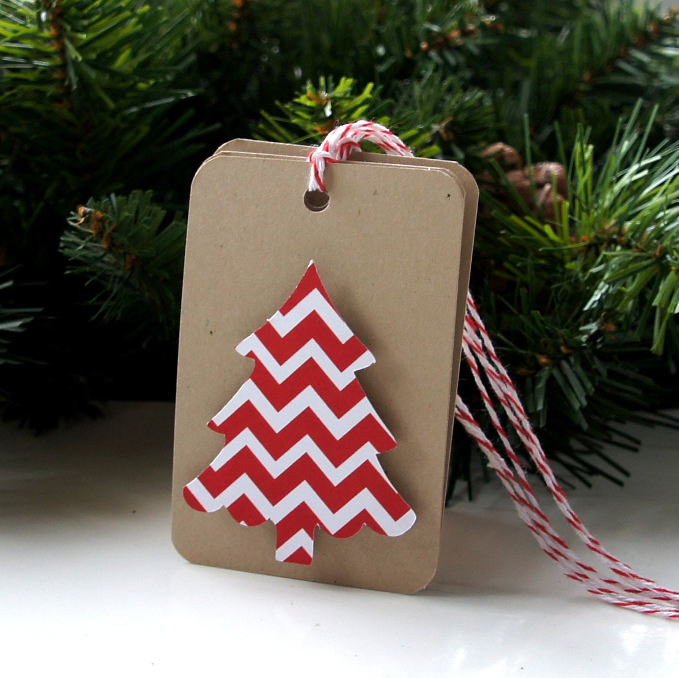 red chevron tree on kraft christmas tags or package labels red chevron tree on kraft christmas tags or package labels