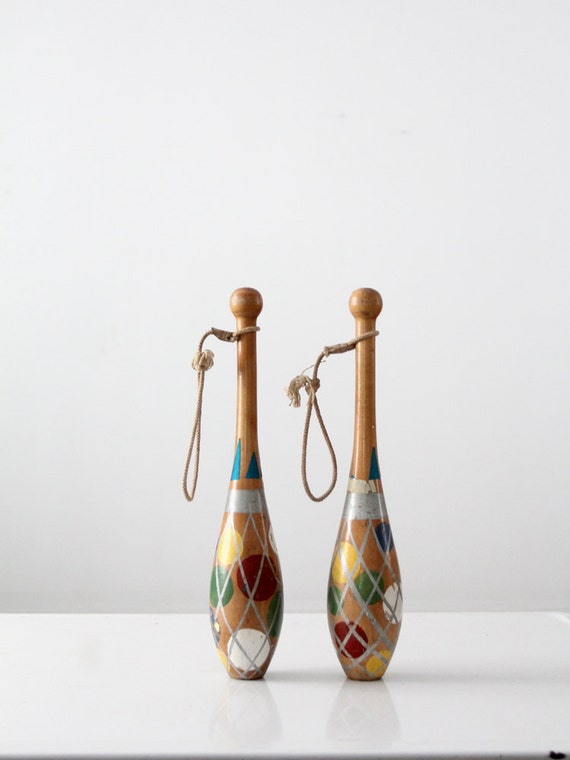 vintage juggling clubs / wood juggler's pins