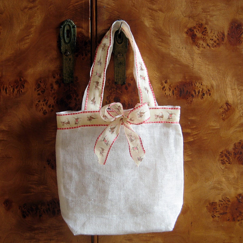 Bag, Linen Gift Bag with Christmas Reindeer Decoration Ribbon