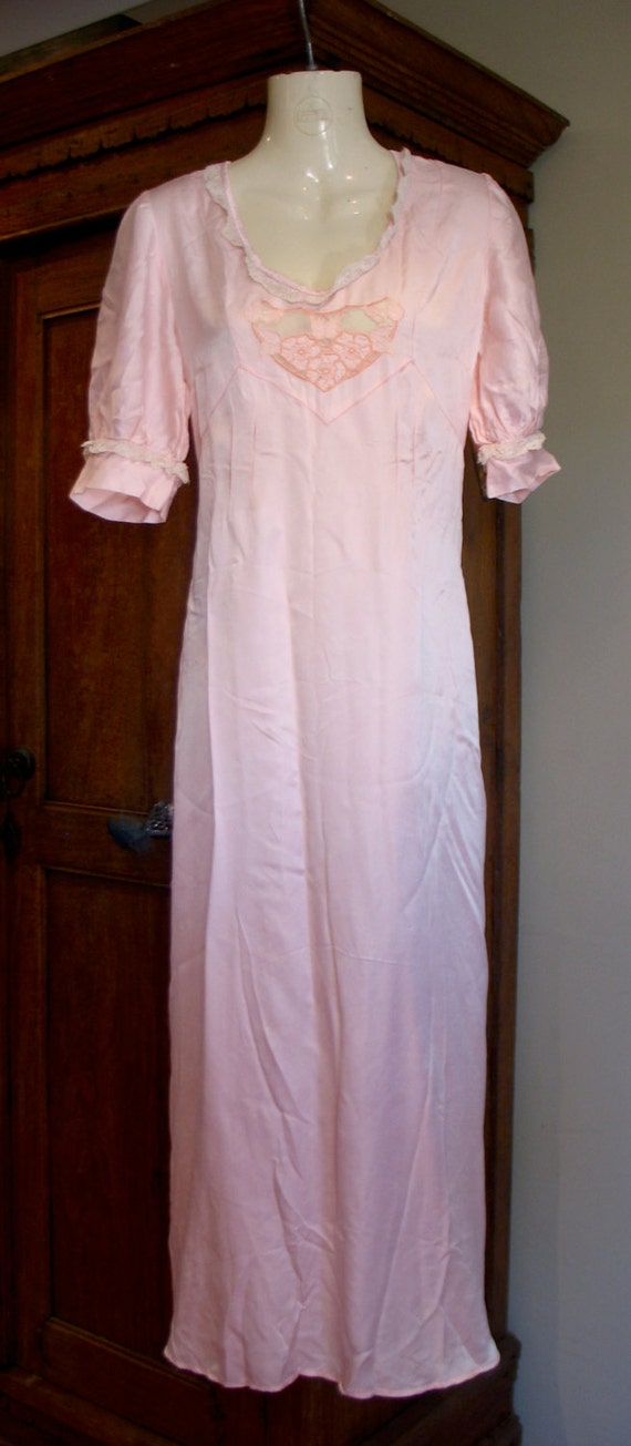 Vintage 1930s Pink Silk and Lace Nightgown - M