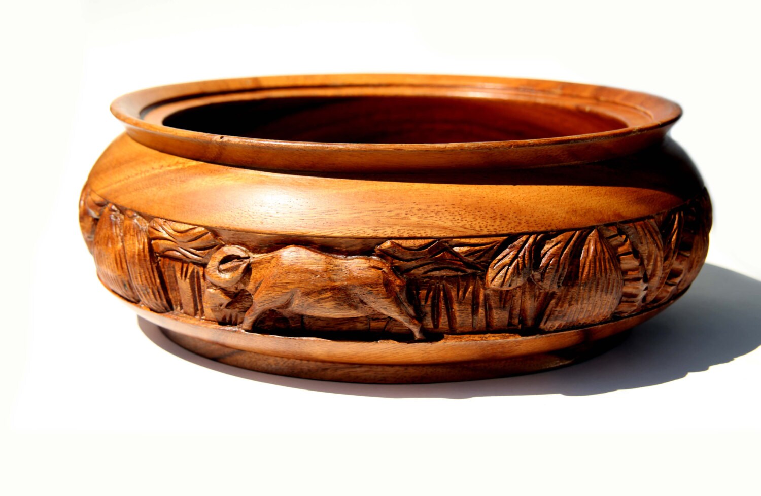 WOOD Carved Bowl African Primitive Tribal Art by cherryREVOLVER