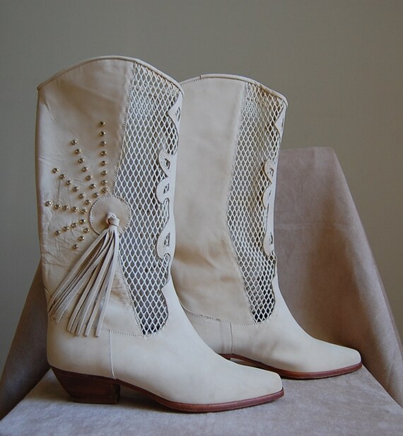 vintage mesh and cut out cowboy boots / by AdrianAndOlgaCompany