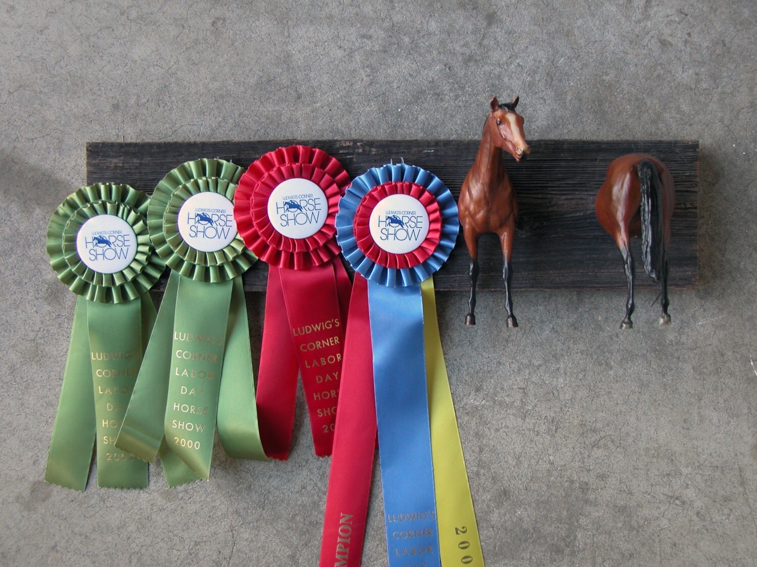 Reserved EQUINE COLLECTION ribbon rack or horse stall