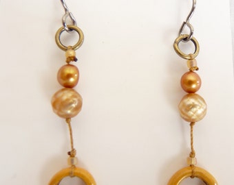 Gold Enamel Ring & Freshwater Pearl Earrings Niobium Ear Wire