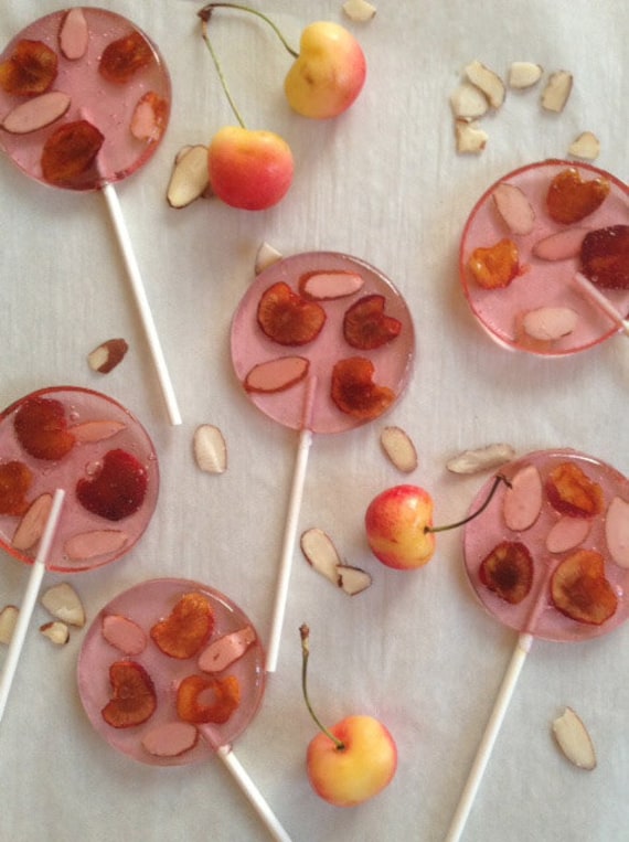3 Natural cherry flavored lollipops with organic Ranier