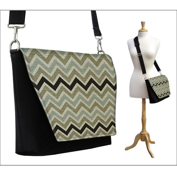 CLEARANCE Chevron Medium Messenger Bag w iPad Air Pocket, Crossbody ...