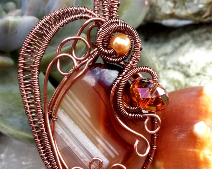 Copper Pendant, Wire-wrapped Jewelry, Woven Wire Jewelry, Agate Pendant, Earthen color Jewelry, Natural Stone Pendant