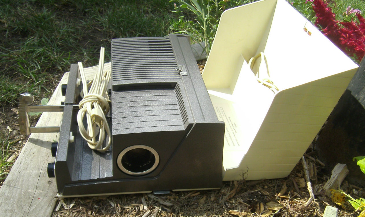 Vintage Slide Projector Crestline Deluxe Slide Projector