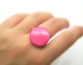 Pink Mother of Pearl Ring, Pink Ring, Pick Shell Ring, Hot Pink Ring, Jewelry Rings, Pink Pearl Big Ring, Fuschia Pearl Ring, Made to Order