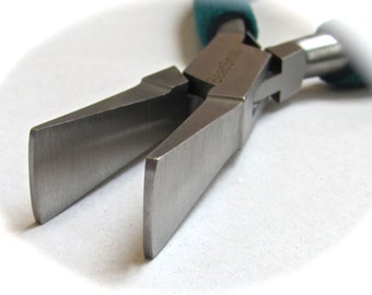 Duckbill Pliers Duckbill Pliers