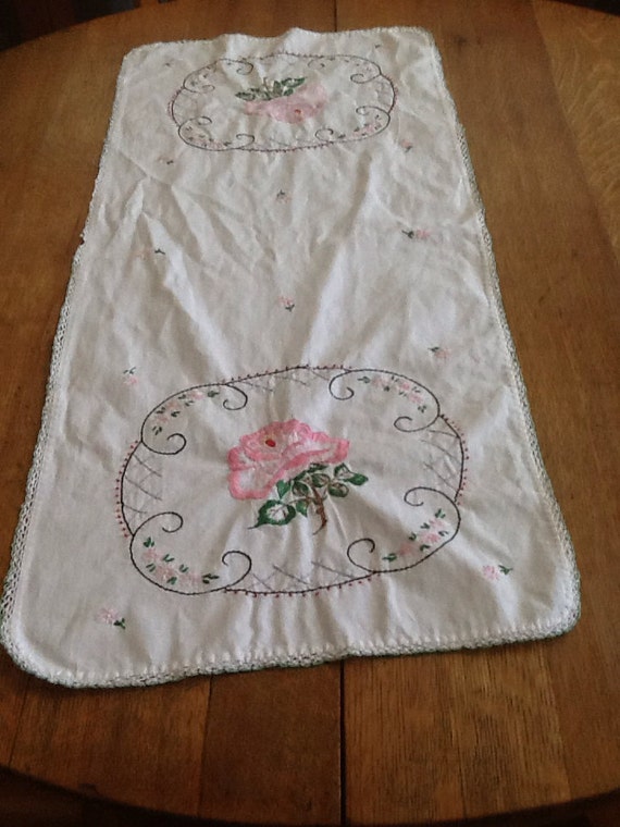 Vintage Embroidered Dresser Scarf by ContemporaryVintage on Etsy