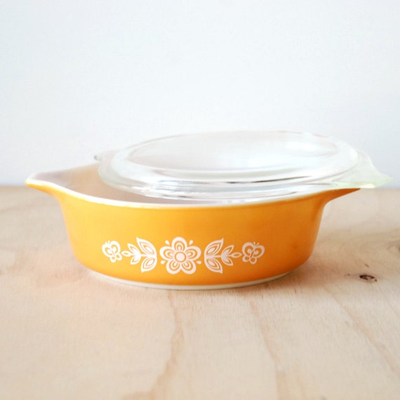 Vintage Pyrex Butterfly Gold Small Casserole Dish Refrigerator
