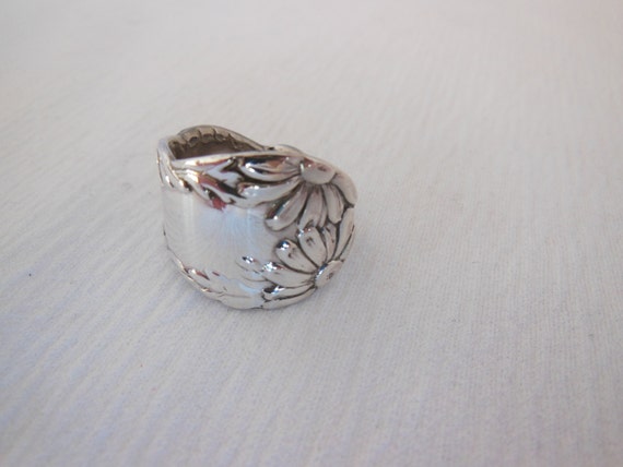 Antique Spoon Ring Sterling Silver Daisy size 7 and a half