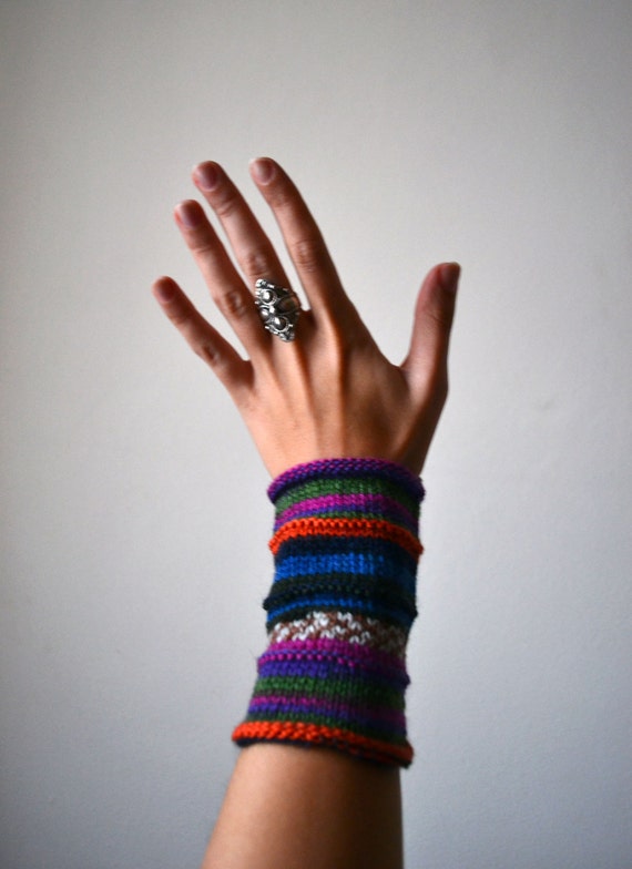 Knit Arm Cuffs Wool Arm Warmers Colorful Knitted by lyralyra