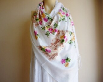 Ivory Pashmina Infinity Scarf/Silk Embroidered / Pashmina Shawl