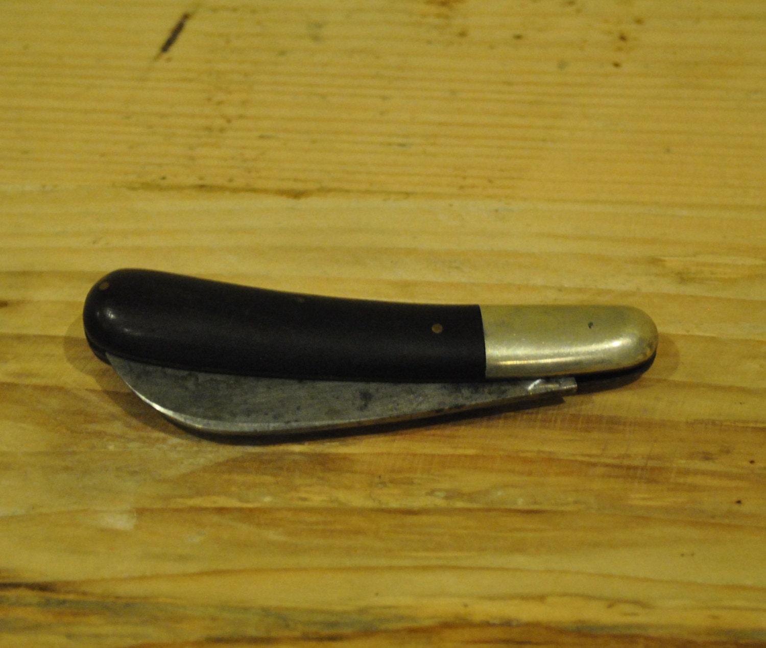 Wostenholm IXL folding pocket knife Sheffield England