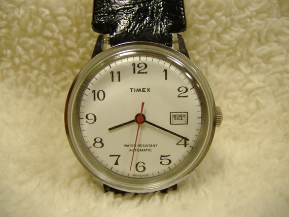 Vintage 1970's Timex Automatic Self Winding Calendar Watch