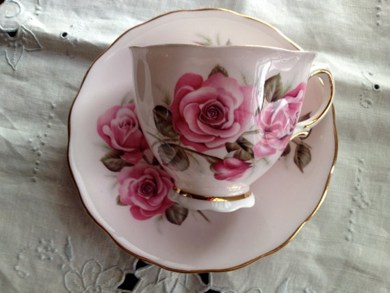 Beautiful Vintage Colclough Pink Bone China Tea Cup And Saucer