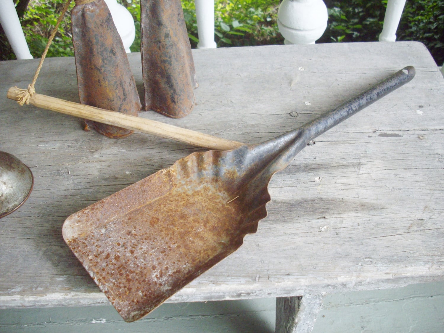 Vintage Shovel Coal Ash Rusty Industrial Collectible