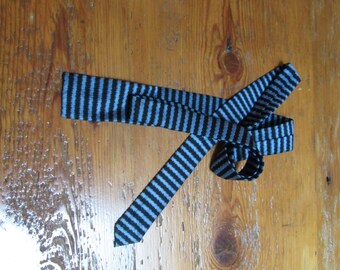 vintage horizontal skinny tie blue striped flat end tie straight edge tie skinny tie mid century Iridescent textured style