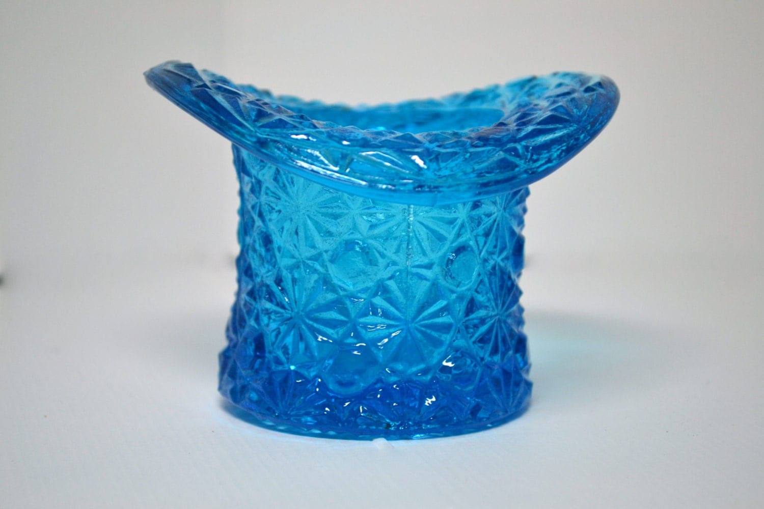 Vintage Fenton Daisy & Button Large Top Hat Toothpick Holder Sun