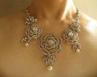 Swarovski rhinestone crystals and pearls wedding bridal necklace, rose necklace, rhinestones necklace, wedding necklace, bridal necklace