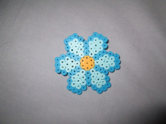 Items similar to Small Daisy Perler Bead Hair Clip- Available in a ...