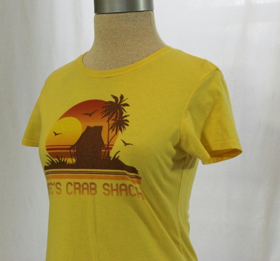 Vintage 1980s Joe's Crab Shack screen print t shirt yellow