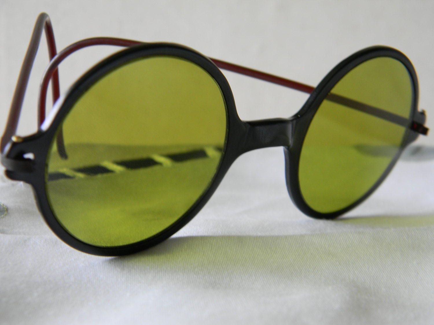 True Vintage Rare Willson Bakelite Sunglasses, 1920 s. Made in USA