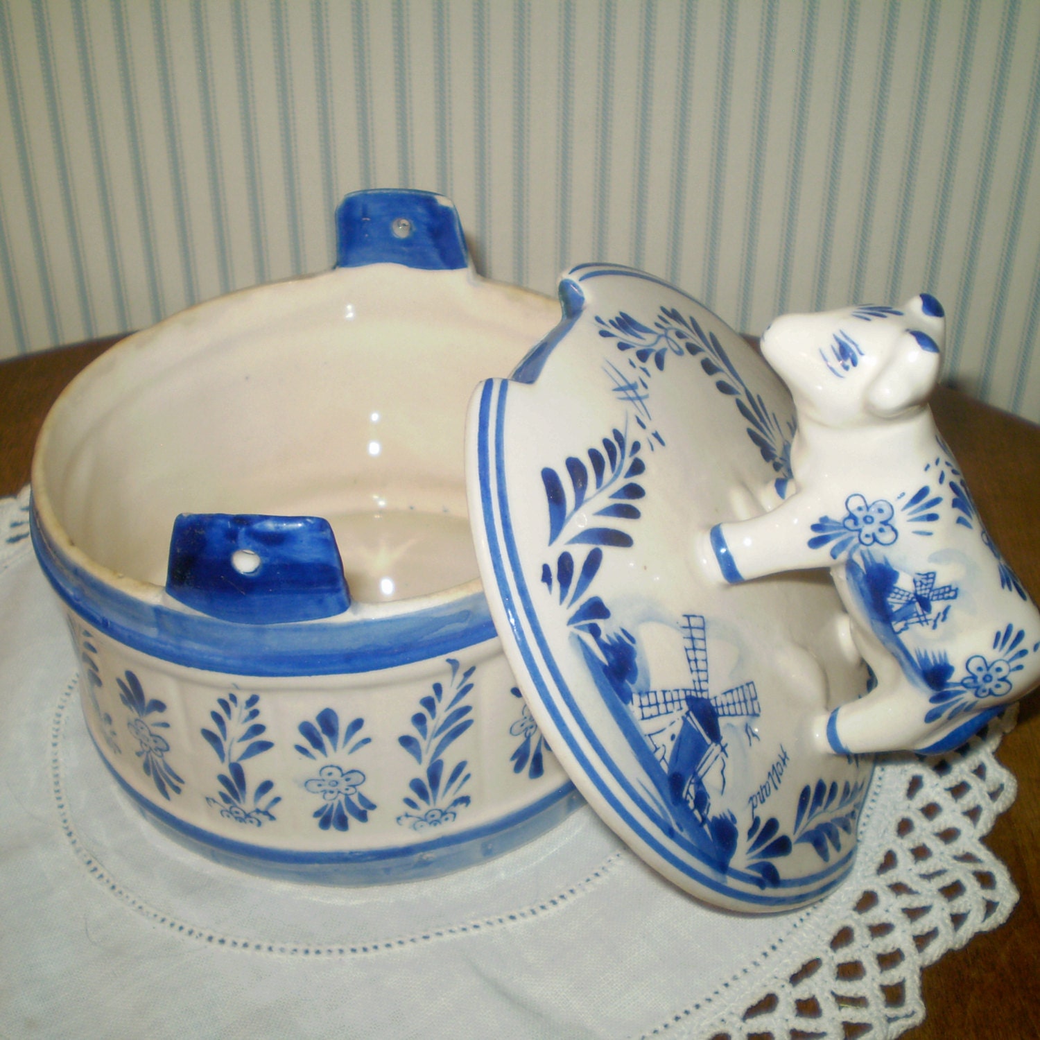 Made in Holland Delft blue cow design Butter Bowl by greatoldees