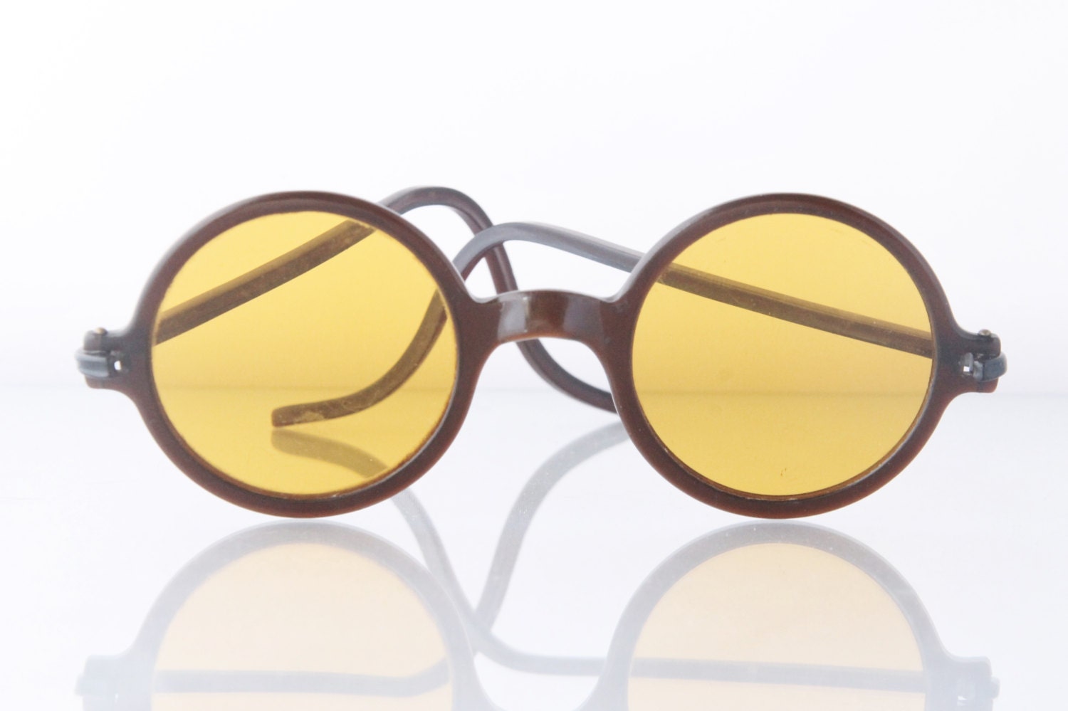 Fantastic 1920s sunglasses rootbeer with yellow lens The