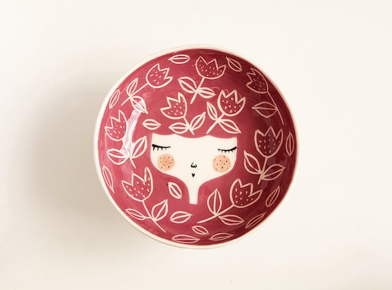 Ceramic serving bowl - red serving bowl - face illustrated bowl in Dark Red colour - face plate -  MADE TO ORDER