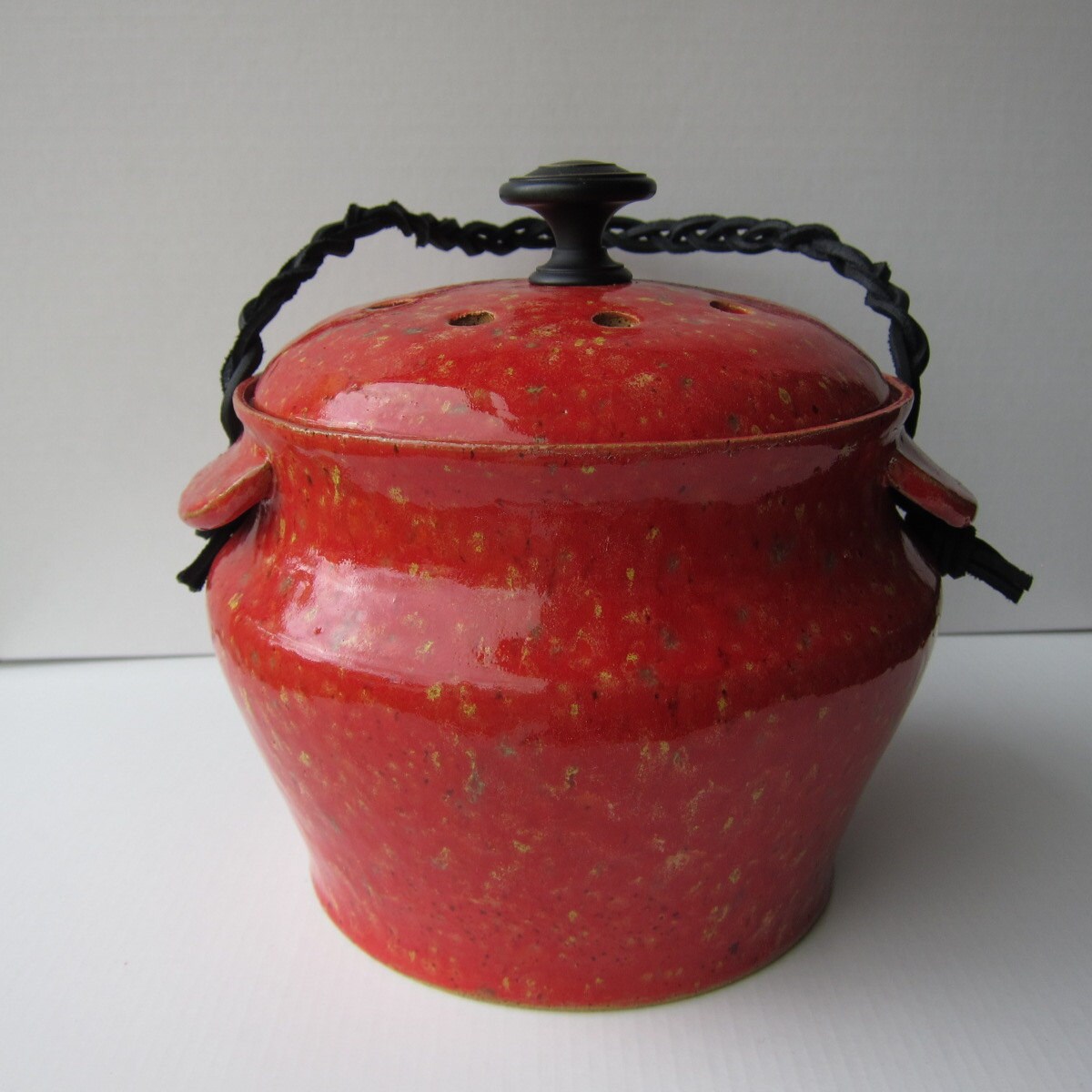Kitchen counter compost crock made to order handmade pottery