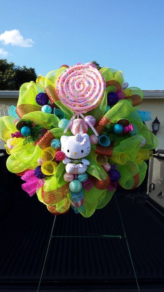 Hello Kitty Christmas Wreath