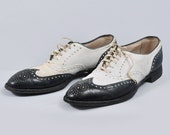 Vintage 1930s Hanans Hurdler Spectators - Norman Vincent Peale