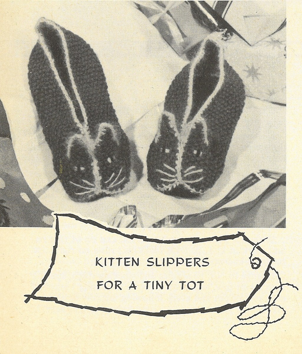Kitten slippers vintage baby knitting pattern PDF by Ellisadine